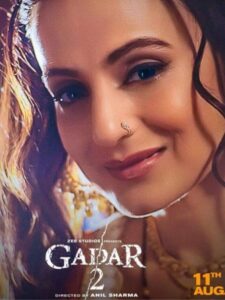 cropped-actress-amisha-patel-1.jpg