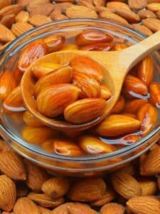 Benefits of Eating Soaked Almonds
