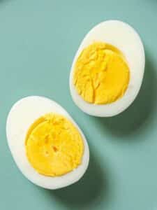 अंडे का पीला या सफेद हिस्सा आपके लिए फायदेमंद है Egg Benefits for Health (2)