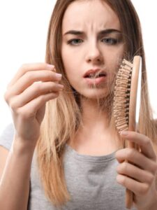 हेयर फॉल से हो परेशान, तो आज से शुरू करे ये, hair fall से मिलेगा जल्दी छुटकारा